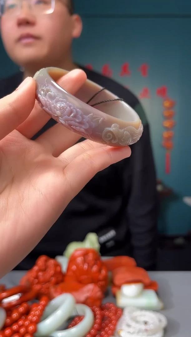 【闪购商品】石英质玉颈饰未镶嵌59