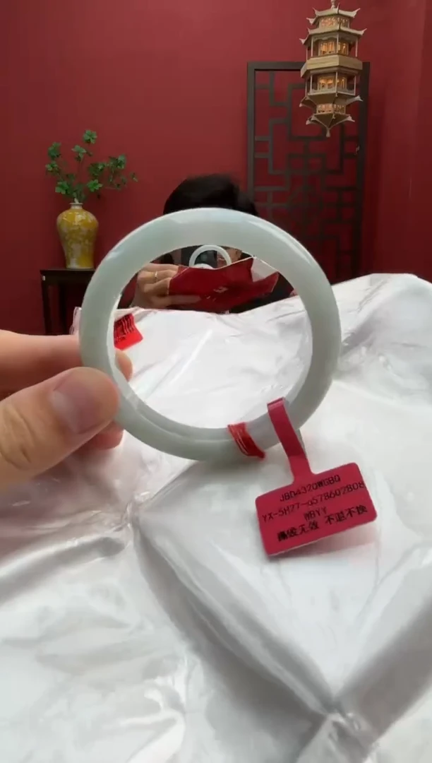 未镶嵌手镯翡翠翡翠手镯3