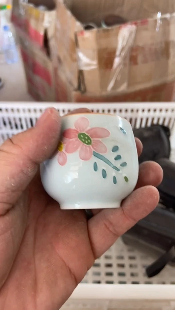 杯无运费险有瑕疵的摄影的产品有使用过的痕迹有点脏介意勿拍