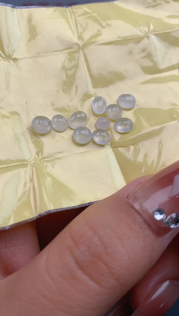 翡翠裸石天然翡翠蛋面30