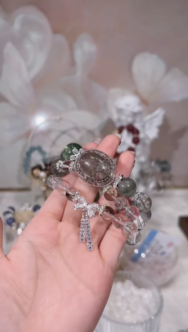 【闪购商品】水晶手链未镶嵌天然水晶默认微瑕 多样性发货发其一