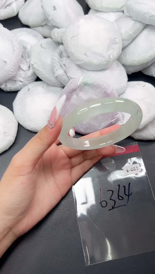 精品手镯，一物一拍E-083