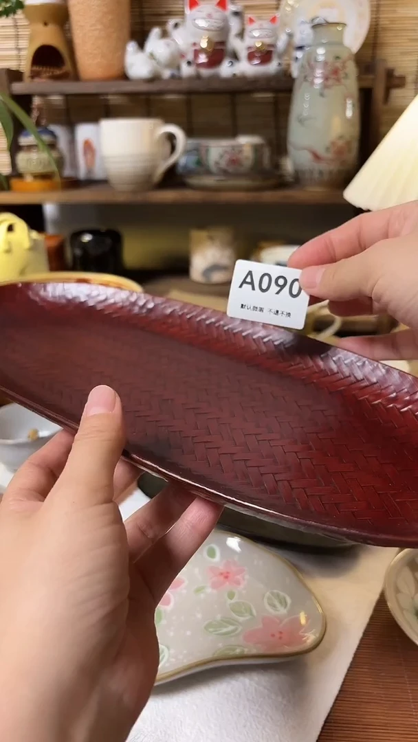 瓷片摊****猫喵喵家都是大漂亮