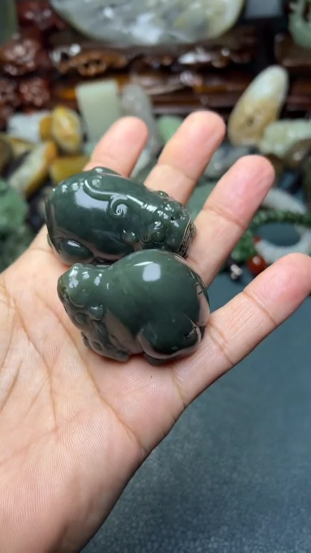 未镶嵌和田玉把件2