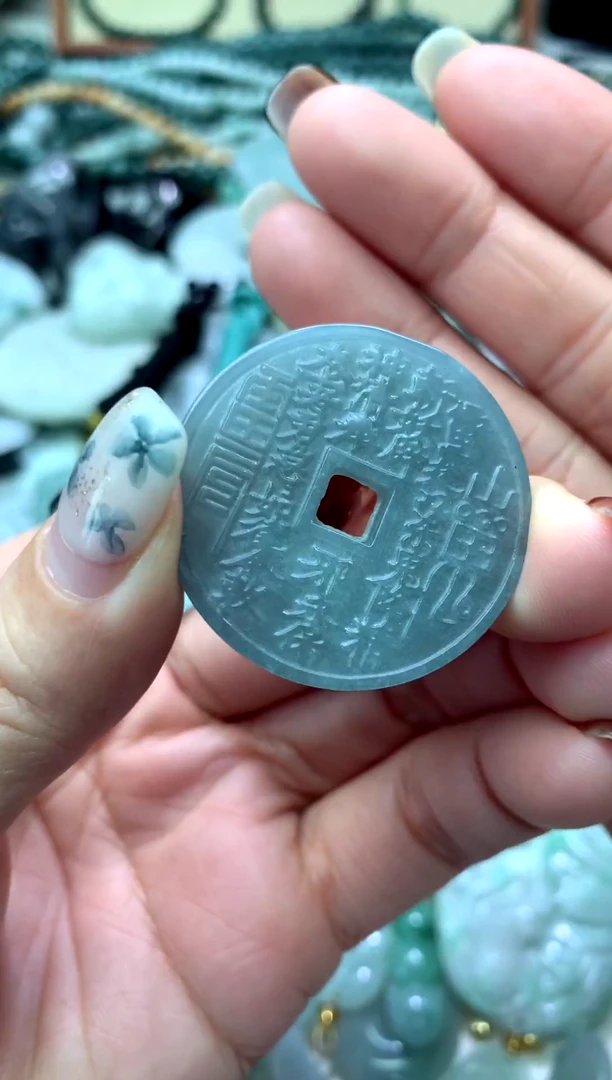 颈饰未镶嵌翡翠1