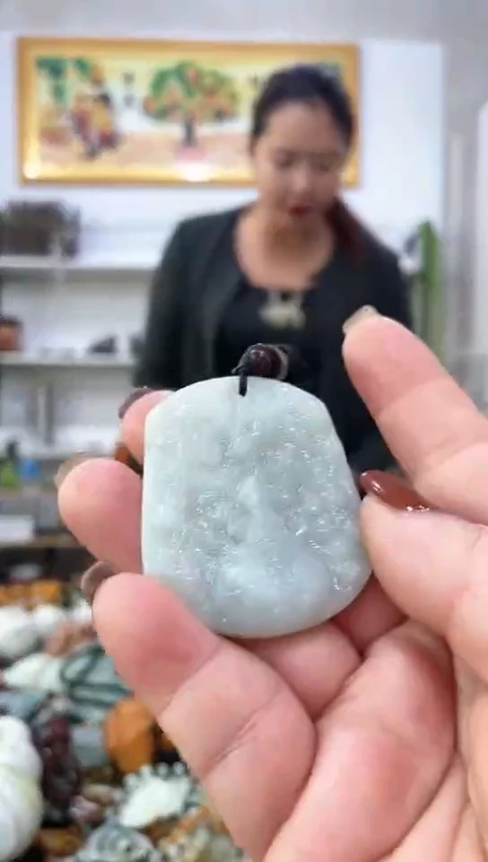 未镶嵌岫玉挂件