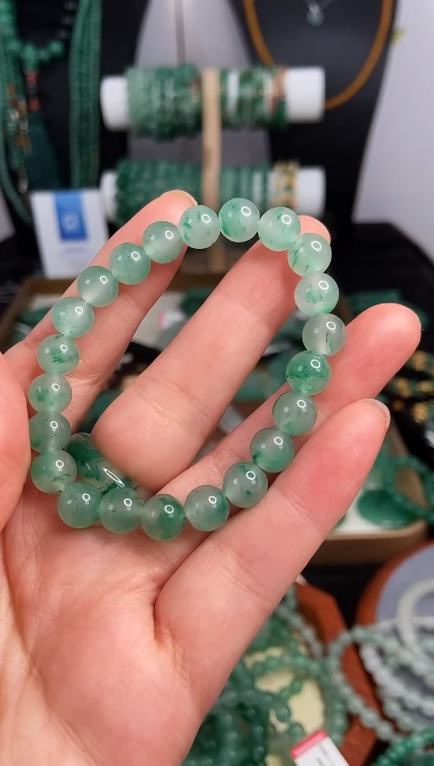 未镶嵌手链石英质玉（非洲翠）卡8+