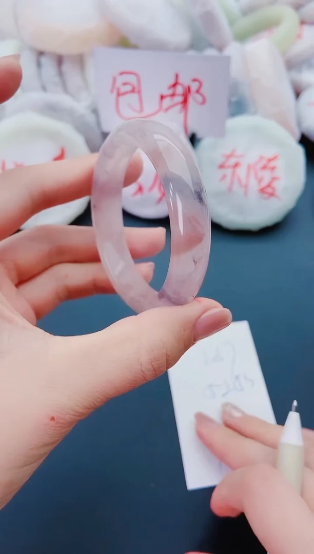 未镶嵌手镯石英质玉J87-52-53