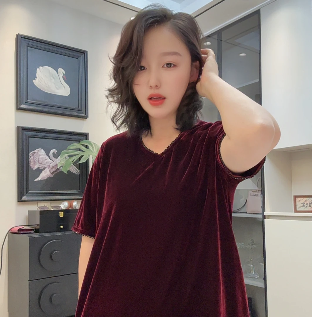 子淇推荐，2025夏季爆款时尚金丝绒长裙