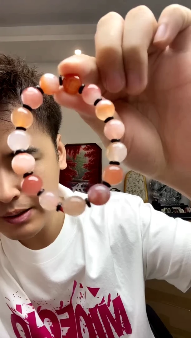 玛瑙/玉髓颈饰未镶嵌 南红玛瑙手串