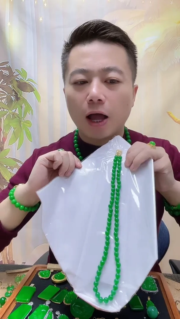 项链14K金镶嵌翡翠翡翠项链