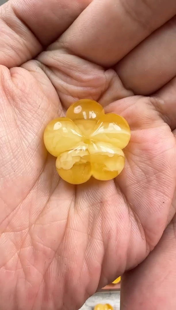 蜜蜡未镶嵌珠宝奇石蜜蜡
