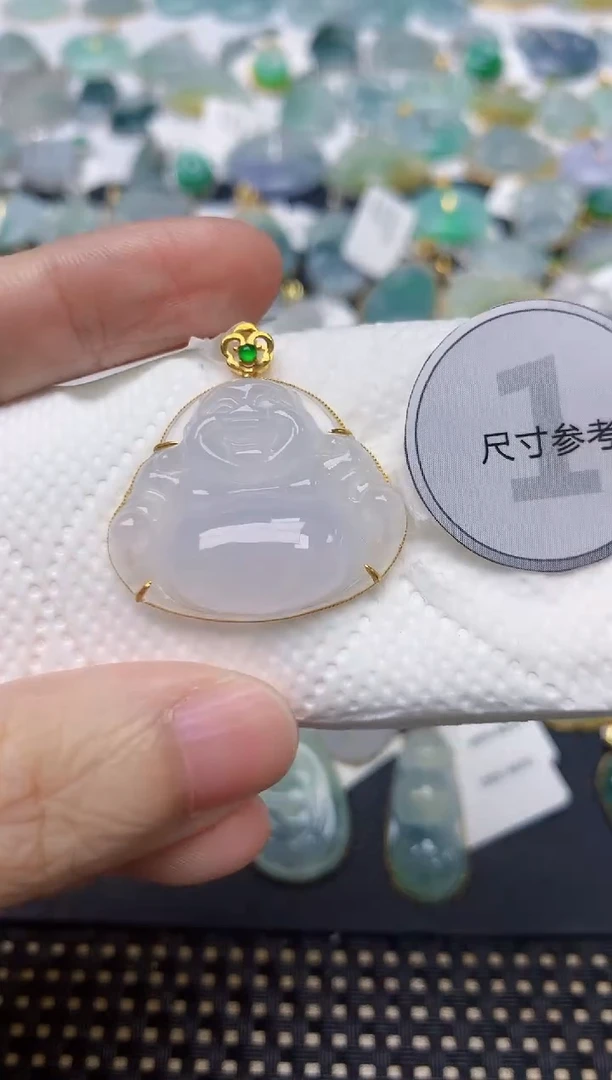 颈饰18K金镶嵌翡翠天然缅甸A货翡翠