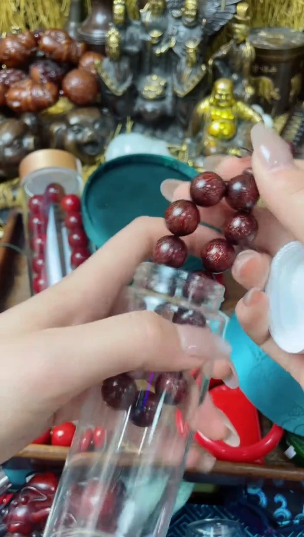 未镶嵌颈饰琥珀梦梦专属精品链接