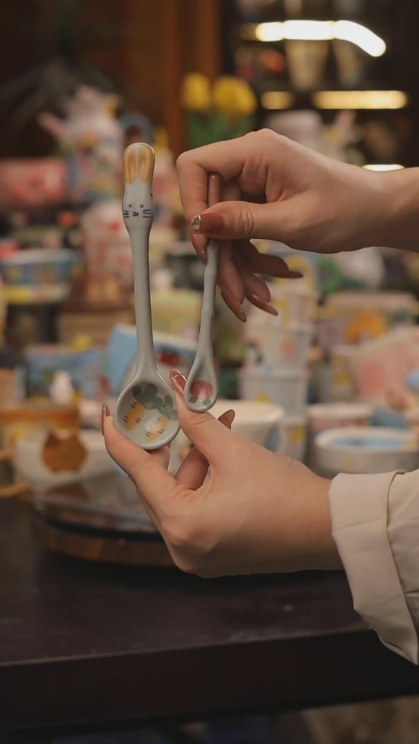 随机景德镇釉下彩绘设计师款式陶瓷