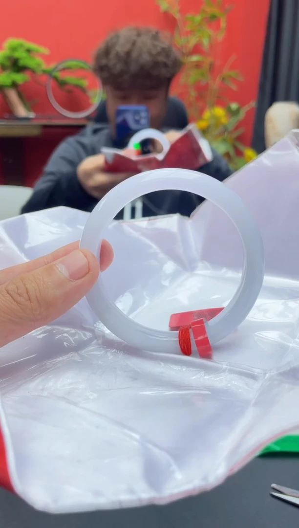 未镶嵌手镯翡翠5