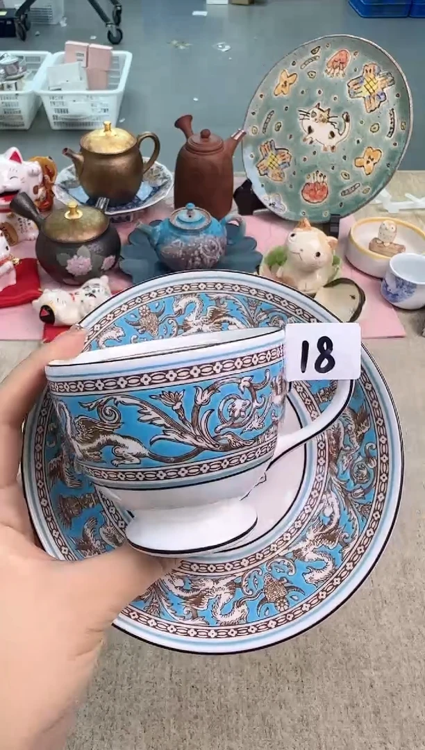 瓷片泡泡家的瓷器真好看