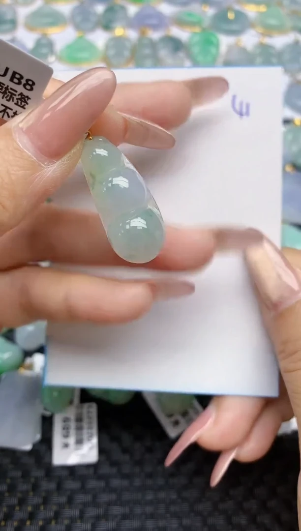 【闪购商品】翡翠颈饰18K金镶嵌天然A货翡翠 41