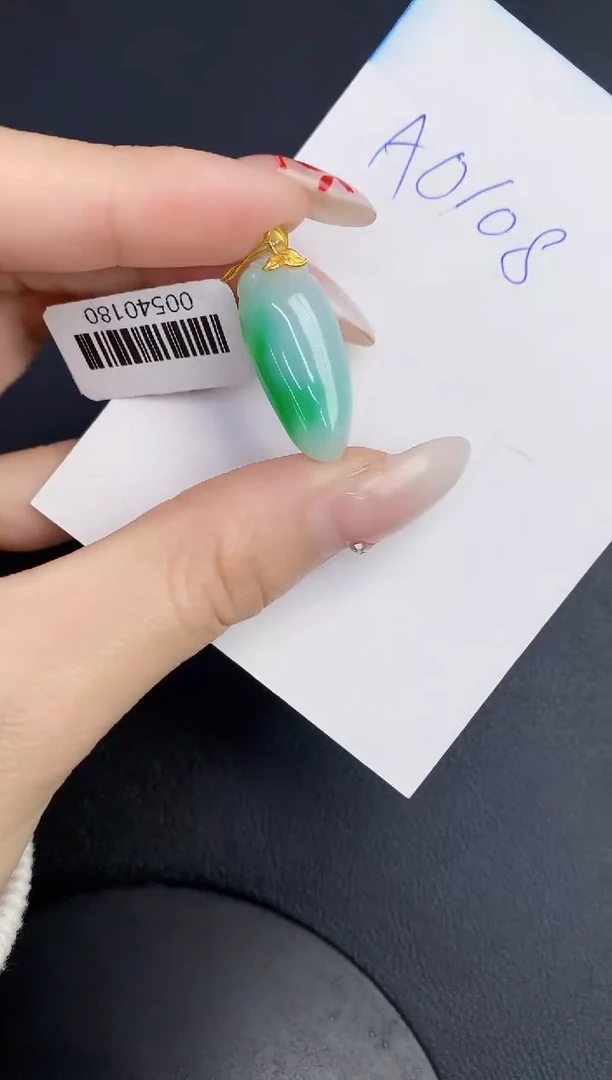 【闪购商品】翡翠颈饰18K金镶嵌00000000000