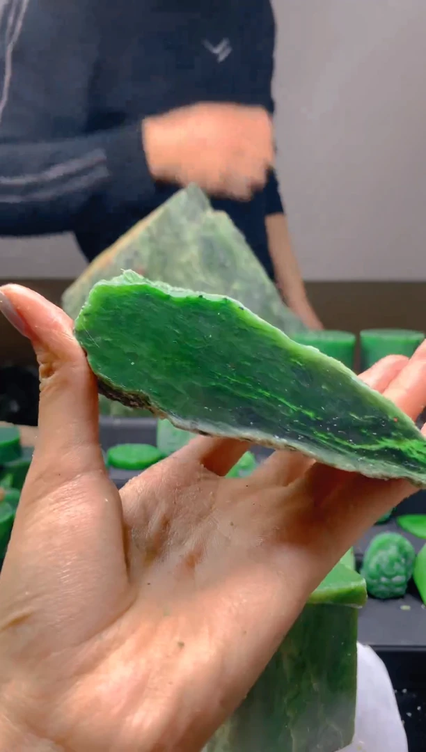 未镶嵌和田玉珠宝半成品1