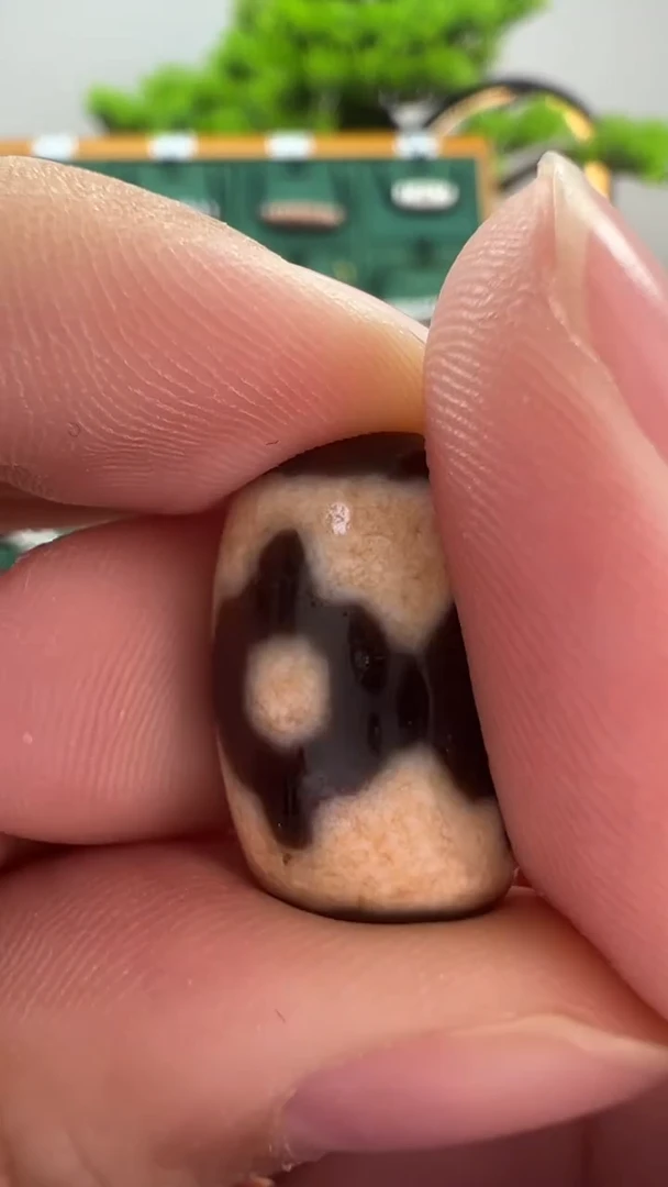 玛瑙/玉髓（覆膜）颈饰未镶嵌107.（微瑕随机发货）