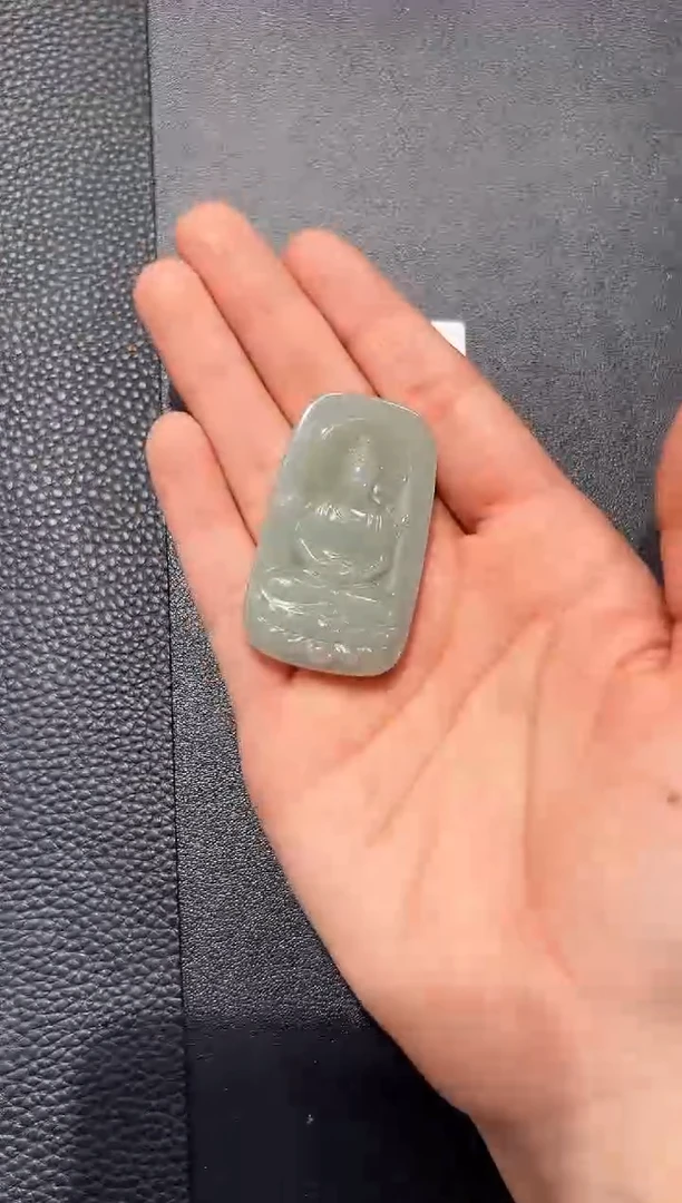 吊坠(赠链)未镶嵌和田玉新疆和田玉且末料观音吊坠