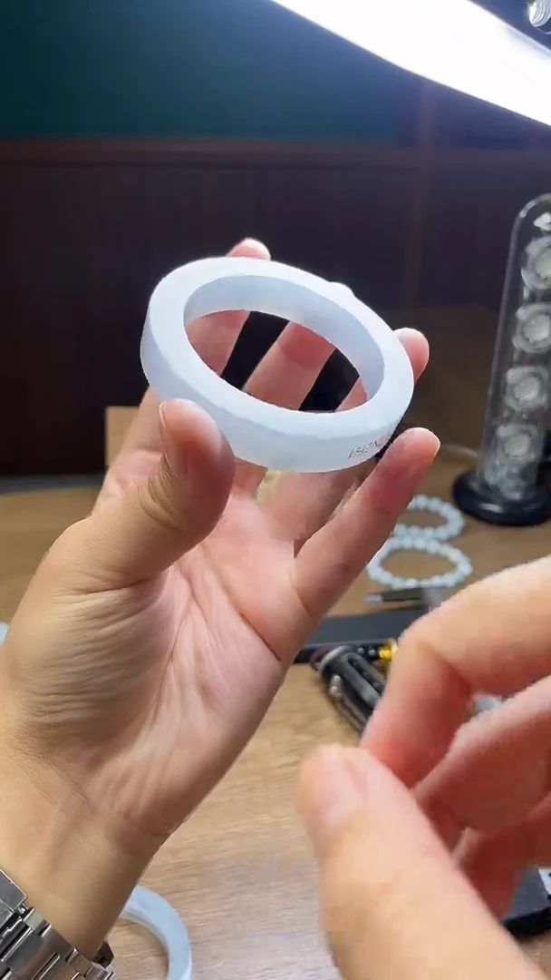 未镶嵌手镯定制翡翠✨****✨定制