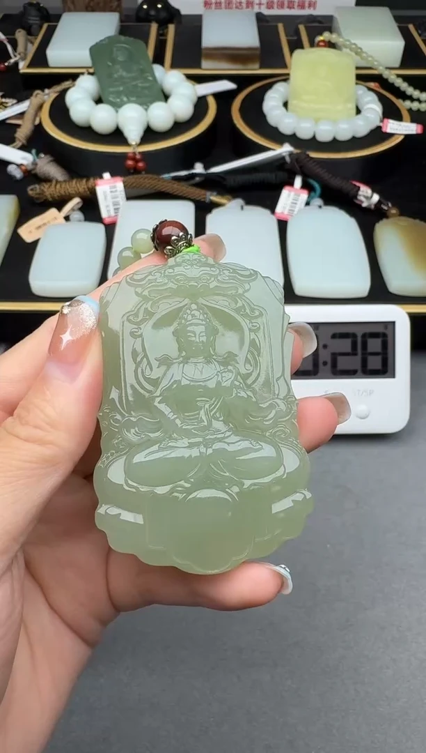 颈饰未镶嵌和田玉3
