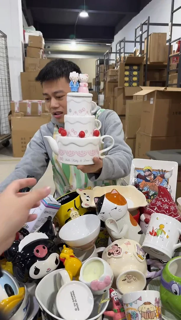 瓷片原盒kt猫结婚茶壶套组