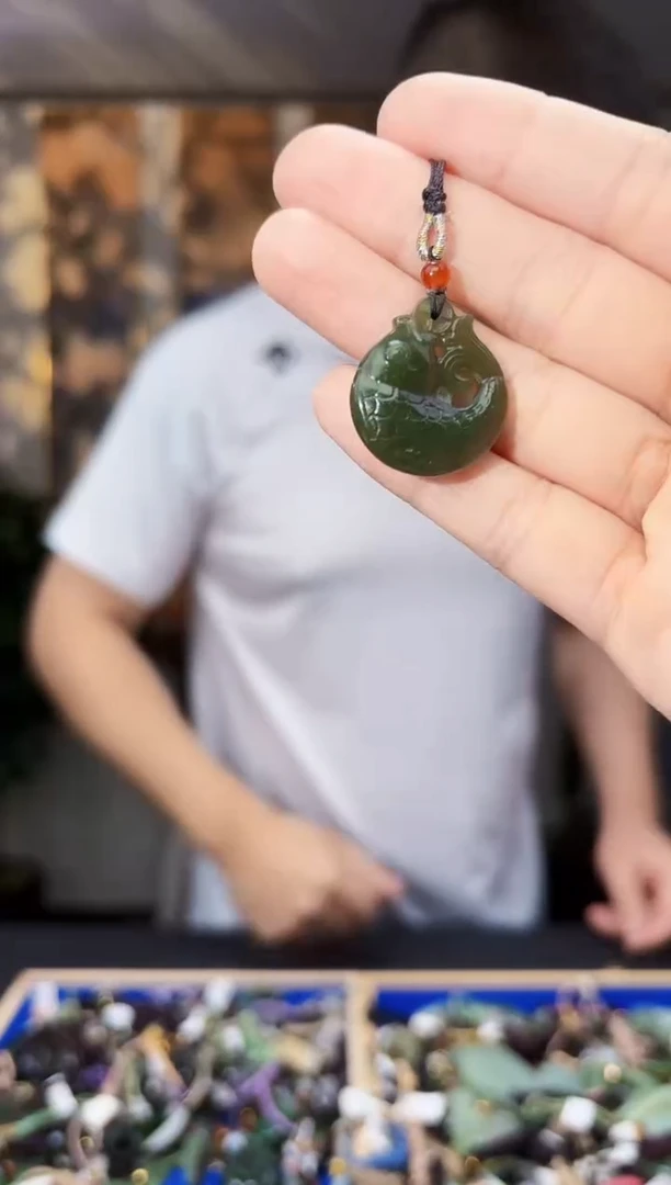 和田玉未镶嵌挂件拍一发一多样性发货