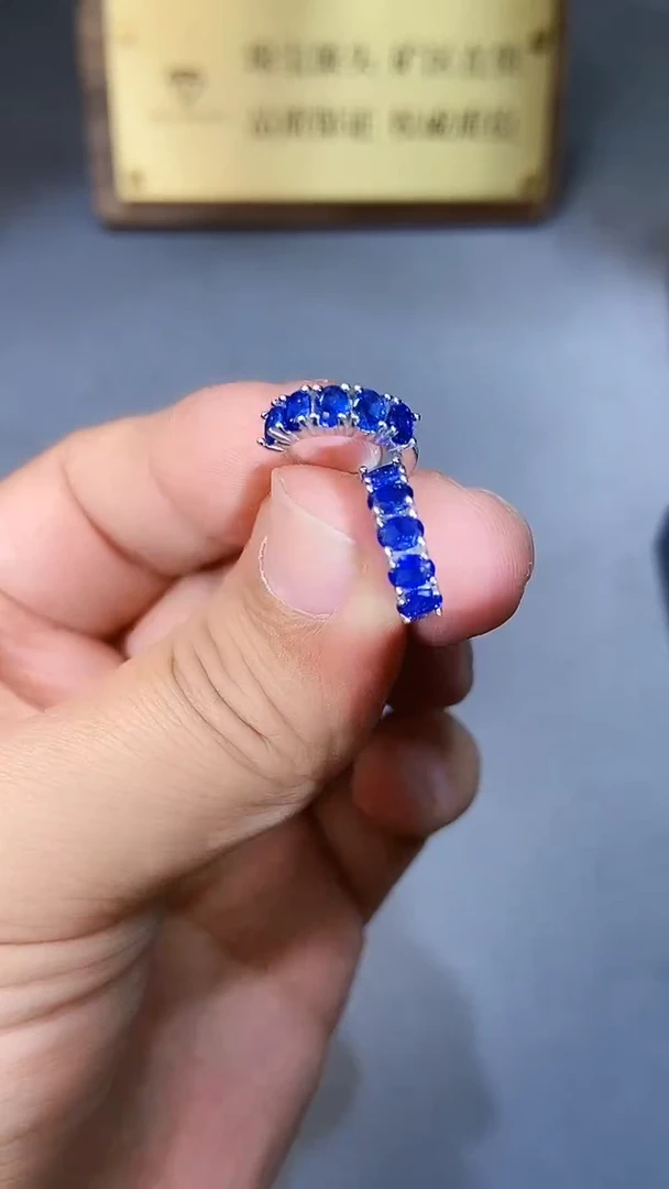 【闪购商品】蓝宝石耳饰银S925镶嵌354