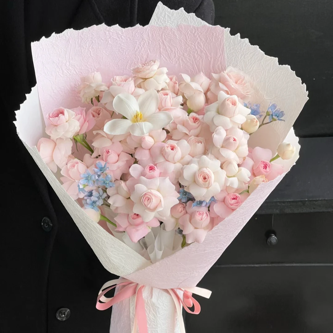 你是我藏在心里的爱意【仙子之吻】33朵粉玫瑰混搭郁金香生日约会见面礼物花束送女友送闺蜜鲜花小时达同城配送