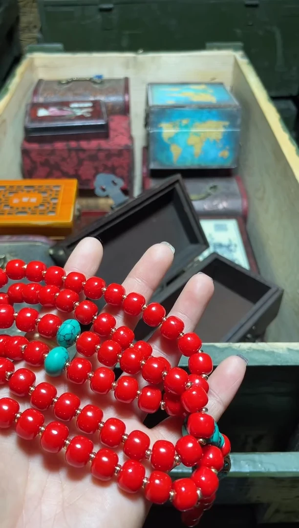 【闪购商品】红项链1件配配配