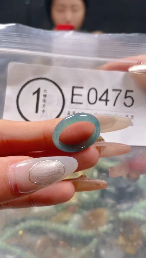 【闪购商品】翡翠颈饰未镶嵌16.7/E/翡翠A货一图一物