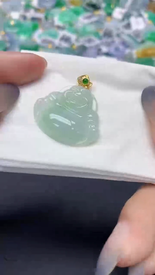 翡翠未镶嵌颈饰天然缅甸a货翡翠