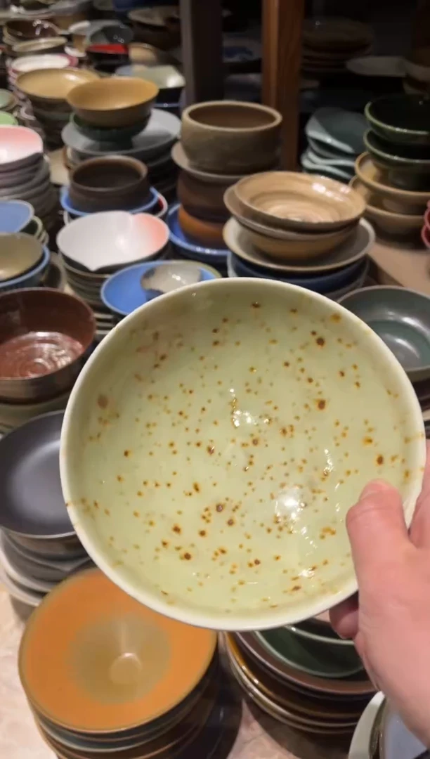 【闪购商品】瓷片755    枣红花平底菜盘1个