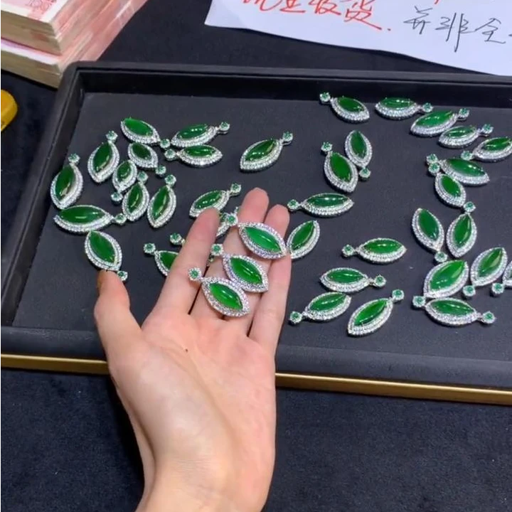 【逍遥】天然A货翡翠马眼吊坠*7704/04/多样性发/1件