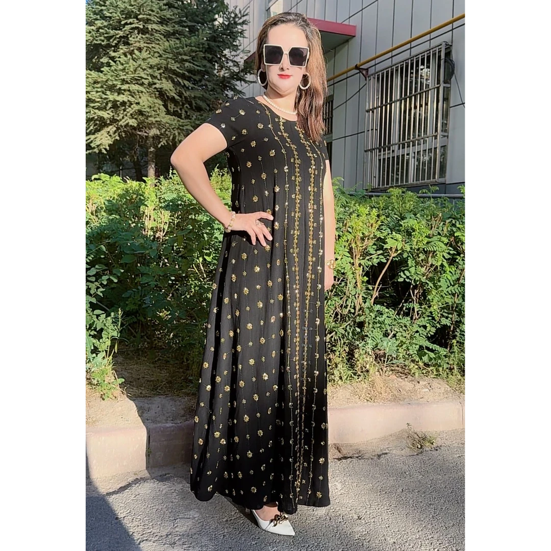 拼接复古挂脖式通勤中长裙时尚连衣裙碎花气质CMئالدى ئۈنچە130CM