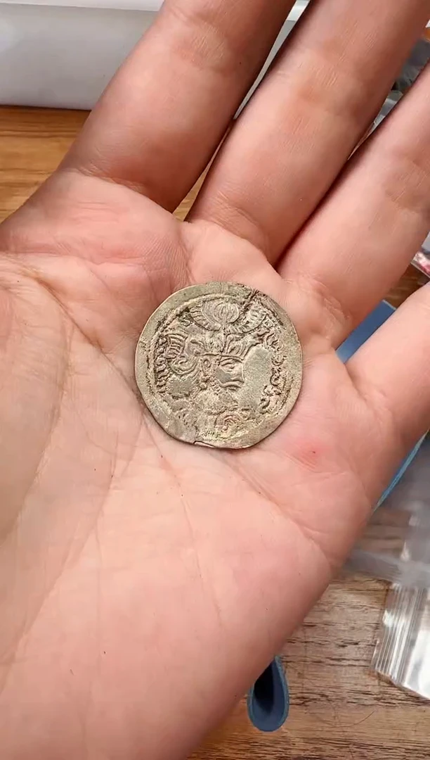 【闪购商品】树脂制品【 肖钟出品 】