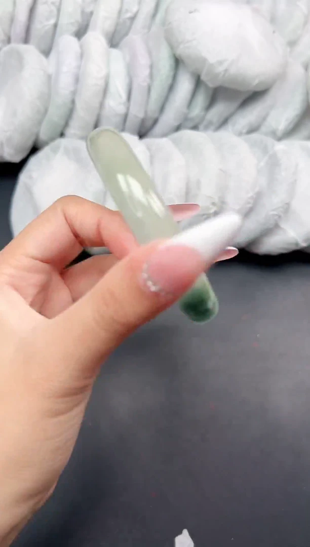 精品手镯，一物一拍R-013