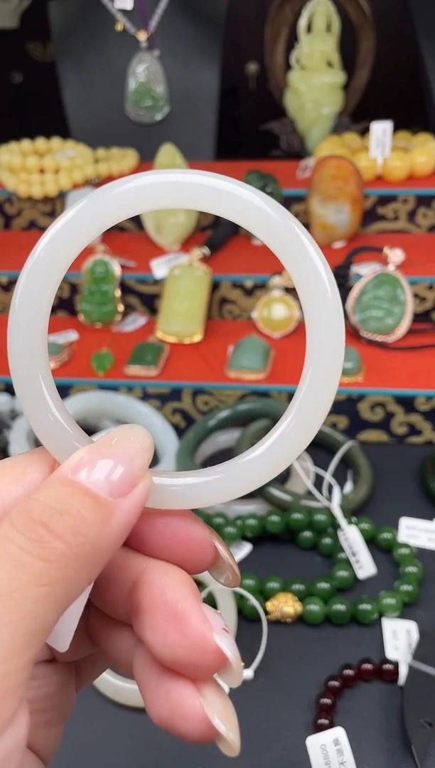 未镶嵌手镯和田玉ly28