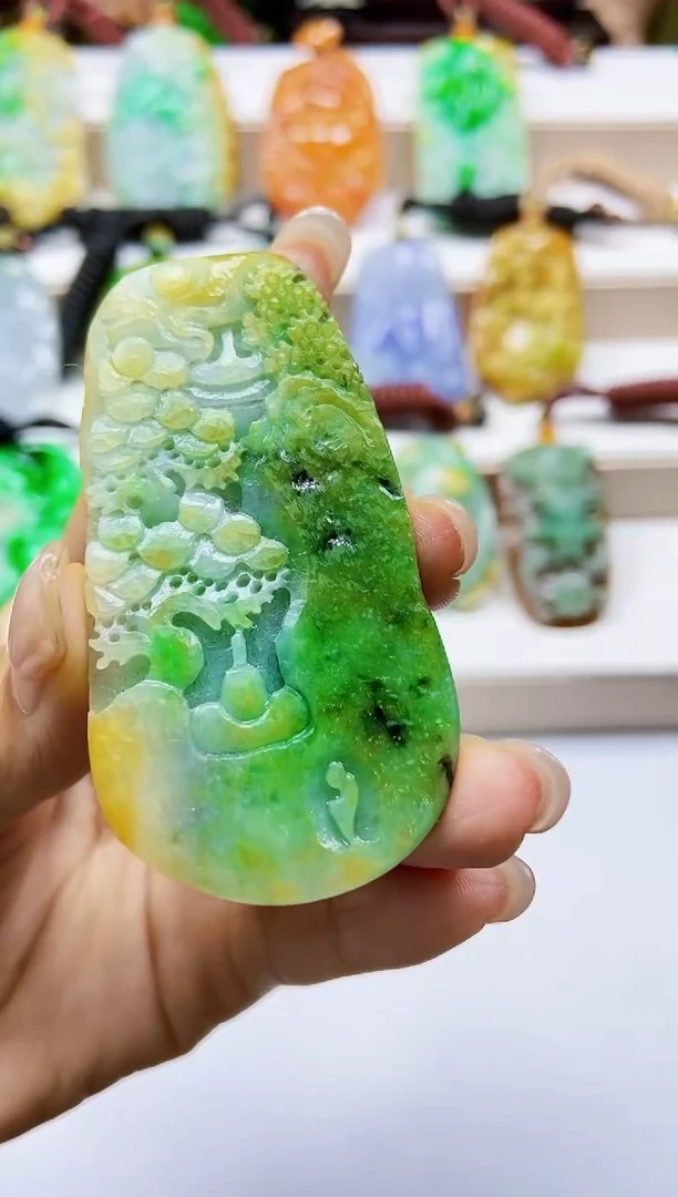 颈饰未镶嵌翡翠翡翠A货