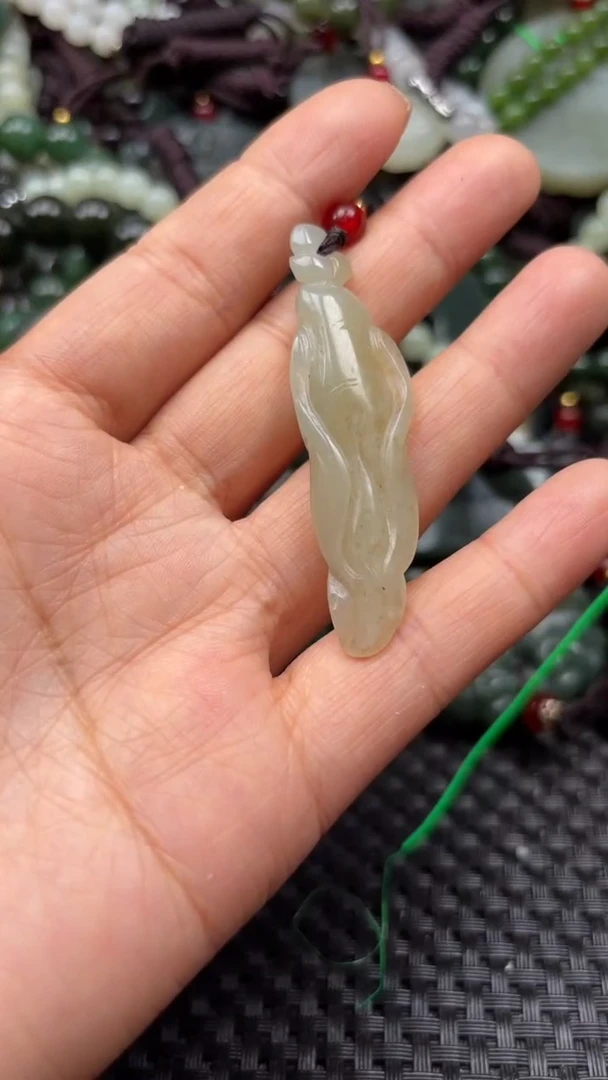 【闪购商品】和田玉颈饰未镶嵌.