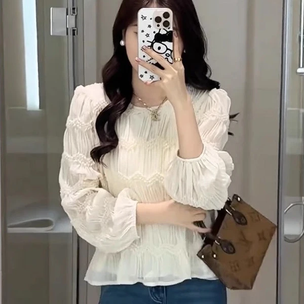 2025春季新款韩系温柔度假风裙子衬衫褶皱肌理设计感轻纱小衫上衣