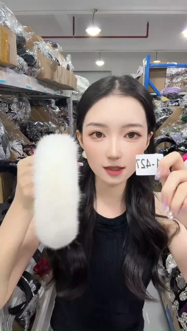 锌合金布艺秋冬毛毛发饰