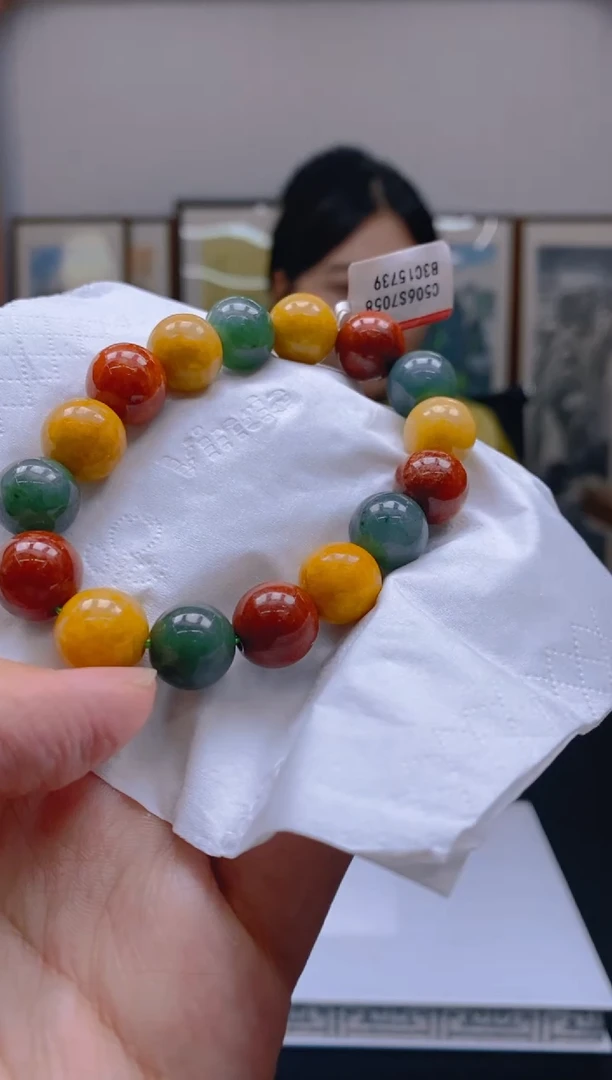 翡翠未镶嵌颈饰CDL0530008