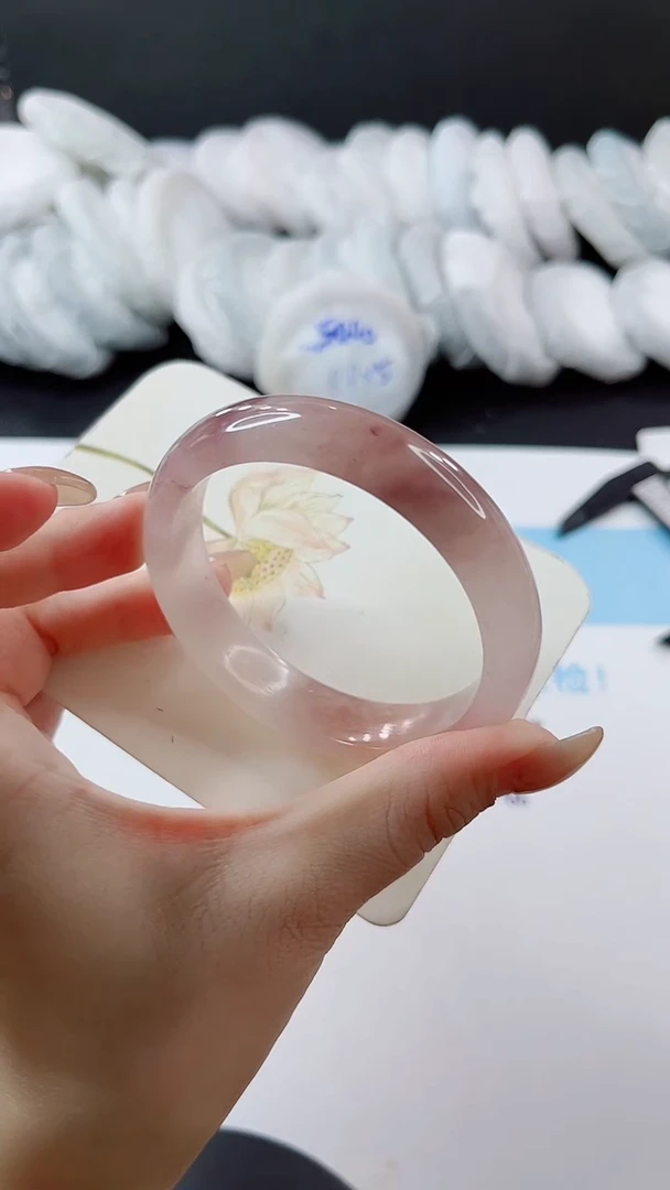 未镶嵌手镯石英质玉多样性发货V51