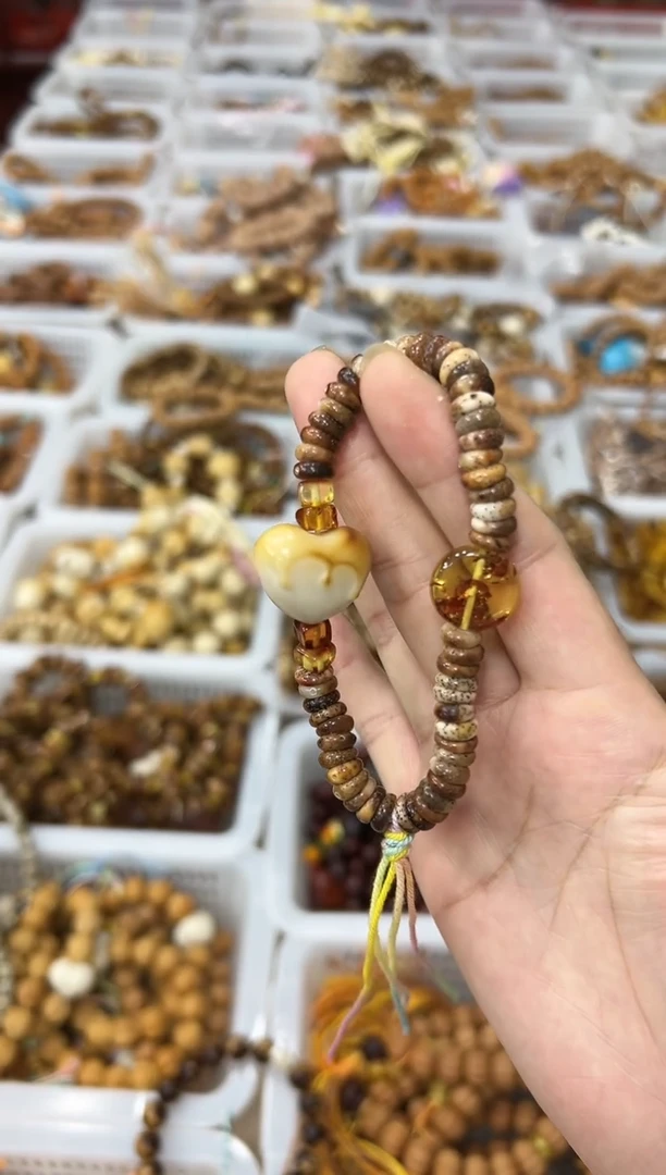 手串星月菩提卡8精品 泥鳅背 天然火烧云 单圈手持