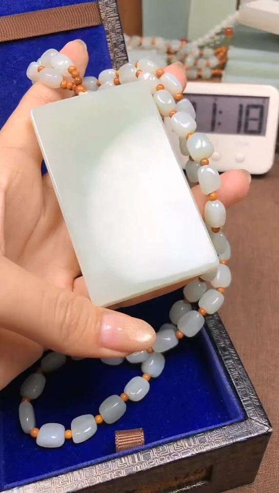 颈饰未镶嵌和田玉1540