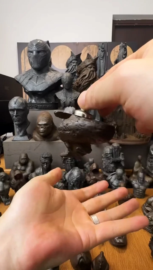 铁&实心铁艺摆件~~站石头小青蛙（锈色）